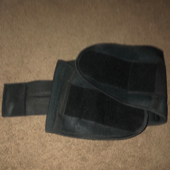 Waist trainer - Picture 3 of 3